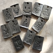 Schlüsselanhänger aus Eisen mit Motiv