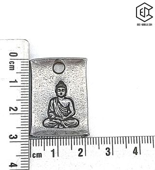 Preview: Massiver Eisen Schlüsselanhänger in Draufsicht auf neutralem weißen Hintergrund mit Lineal mit sichtbaren Maßangaben