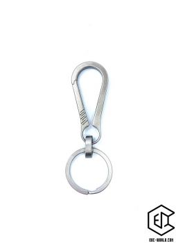 Karabiner Titan mit Schlüsselring