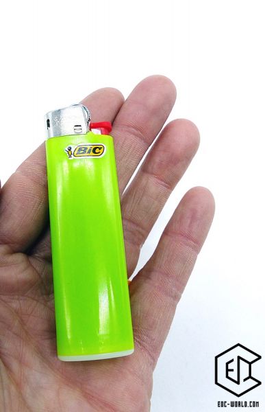 BIC® Feuerzeug Maxi apfelgrün silber 1172