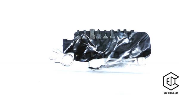 LEATHERMAN® : Charge Plus® TTI 1 H Edelstahl/Titan 19 Tools,  inklusive Holster
