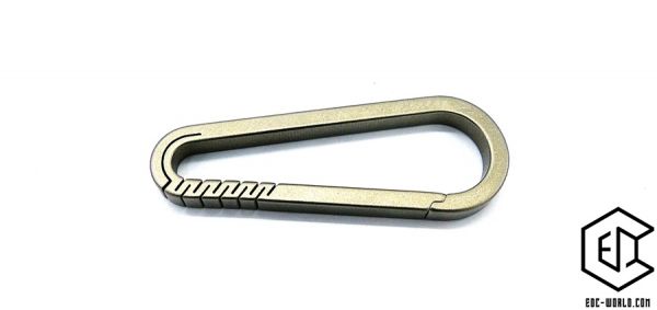 Karabiner Titan