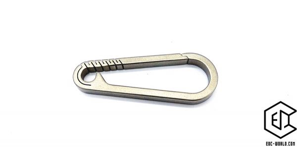 Karabiner Titan mit Öse