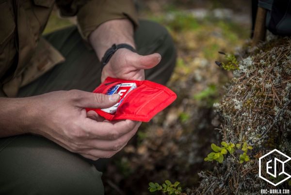 Helikon-Tex®: MICRO MED KIT® - Nylon, rot