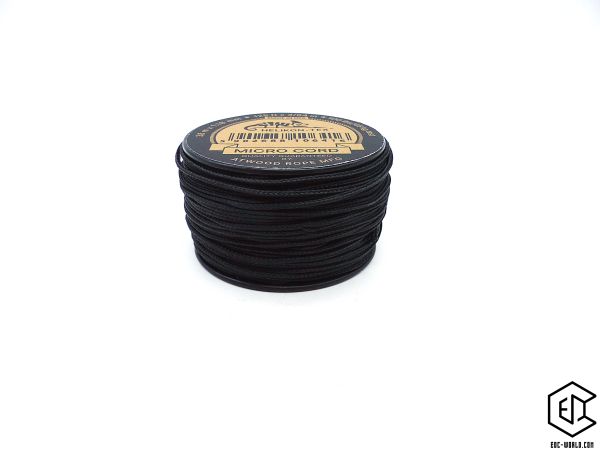 Micro Cord schwarz rolle auf weissem Hintergrund