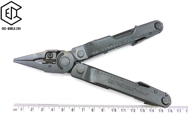 LEATHERMAN® : REBAR® schwarz, 17 Tools,  inklusive Holster