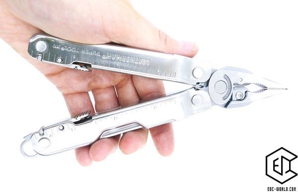 LEATHERMAN® : Super Tool® 300 Edelstahl, 19 Tools, inklusive Holster