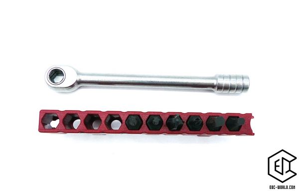 VICTORINOX® : Ratsche Schlüssel mit Bithalter und 6-teiligem Bitset